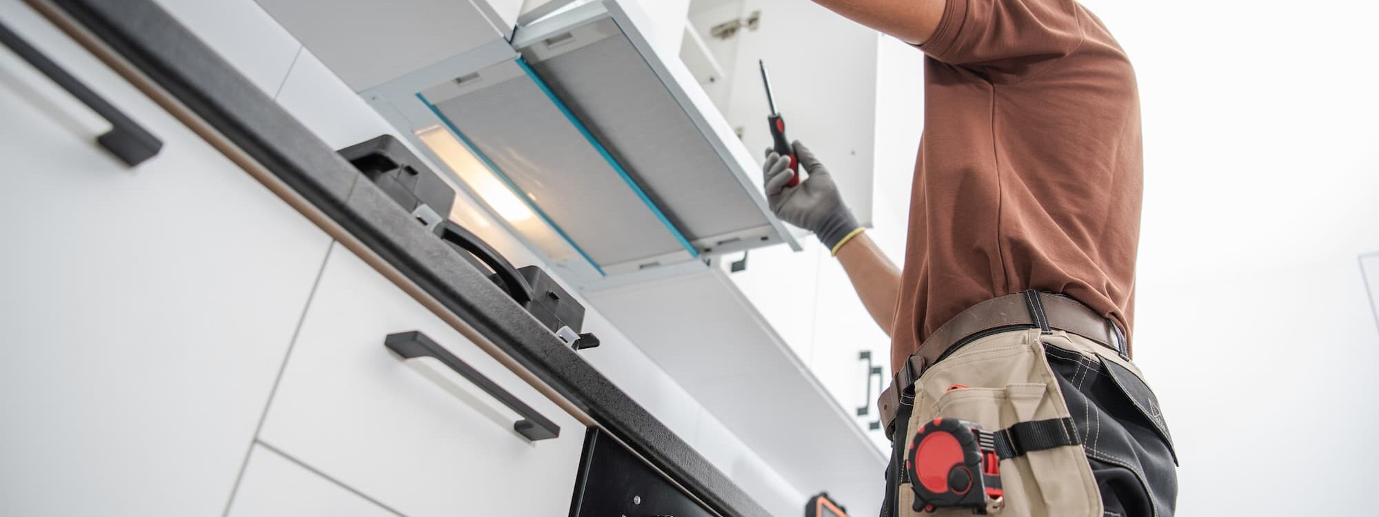 Comment poser des meubles de cuisine ? S&eacute;lestat